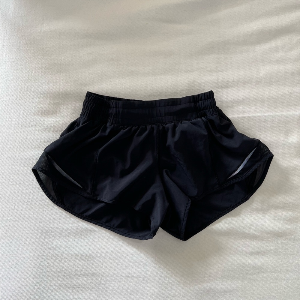 Lululemon Low Rise Hotty Hot Black Shorts